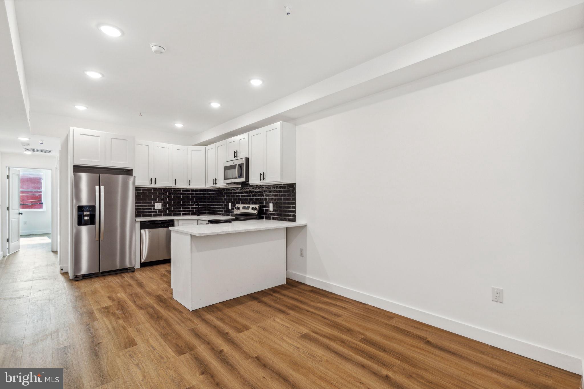 WEST KENSINGTON - Residential Lease