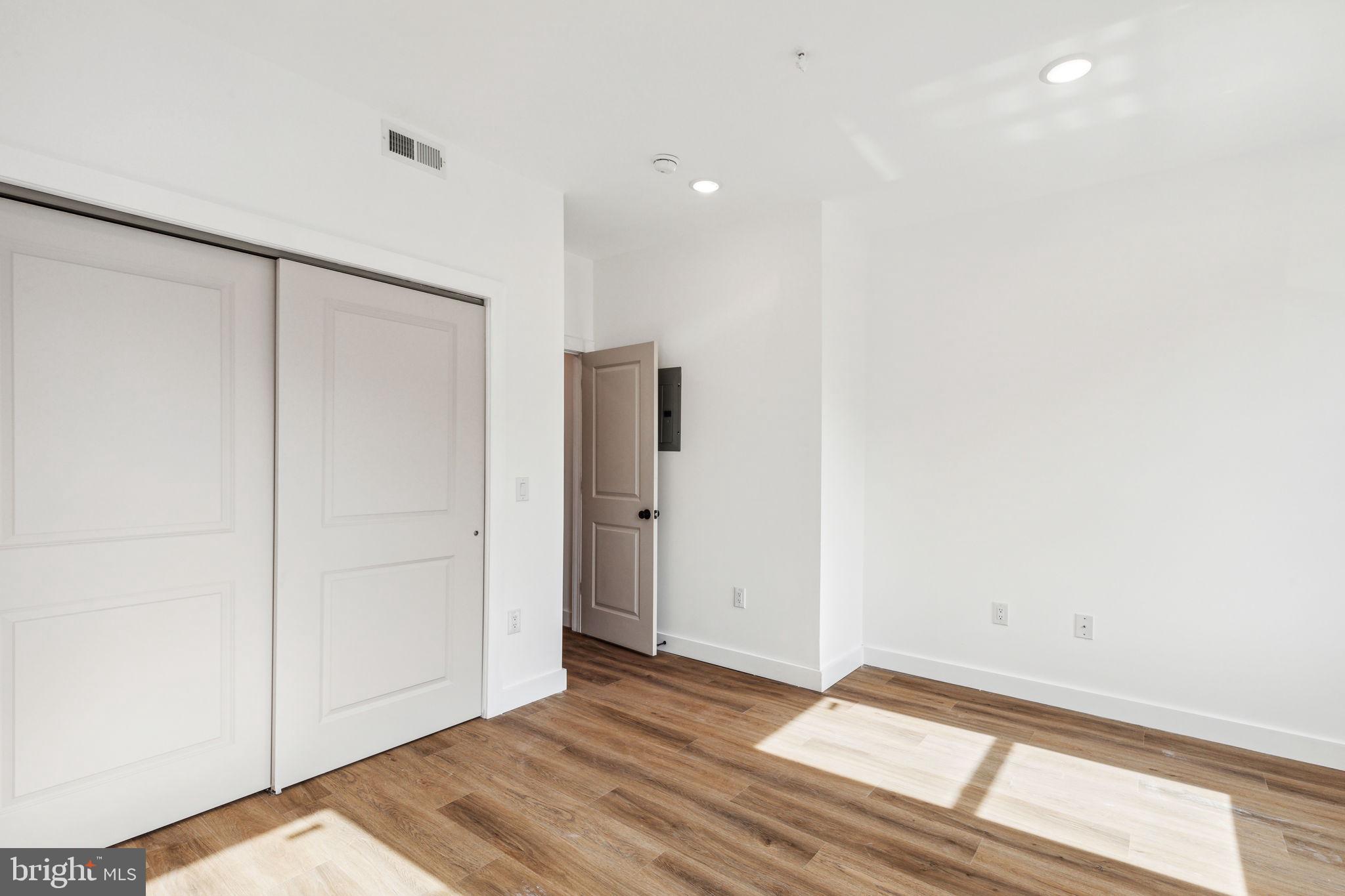 WEST KENSINGTON - Residential Lease