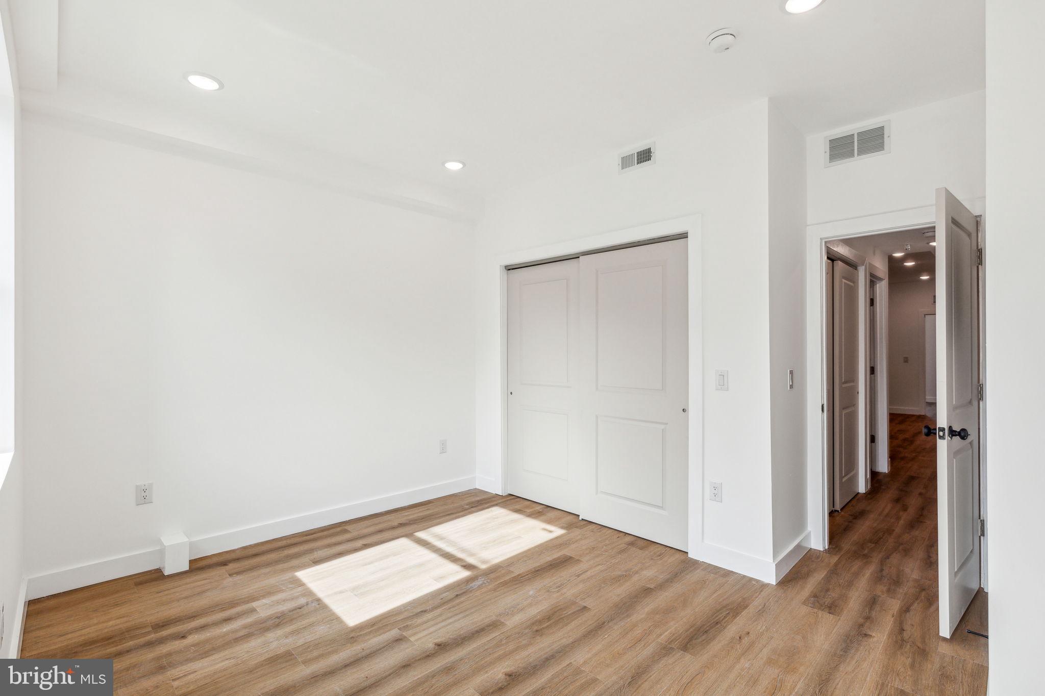 WEST KENSINGTON - Residential Lease