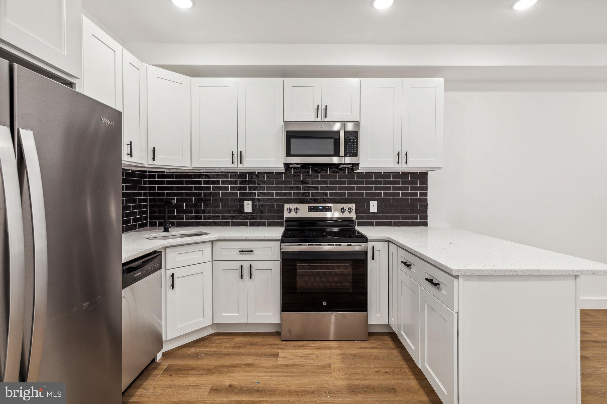 WEST KENSINGTON - Residential Lease