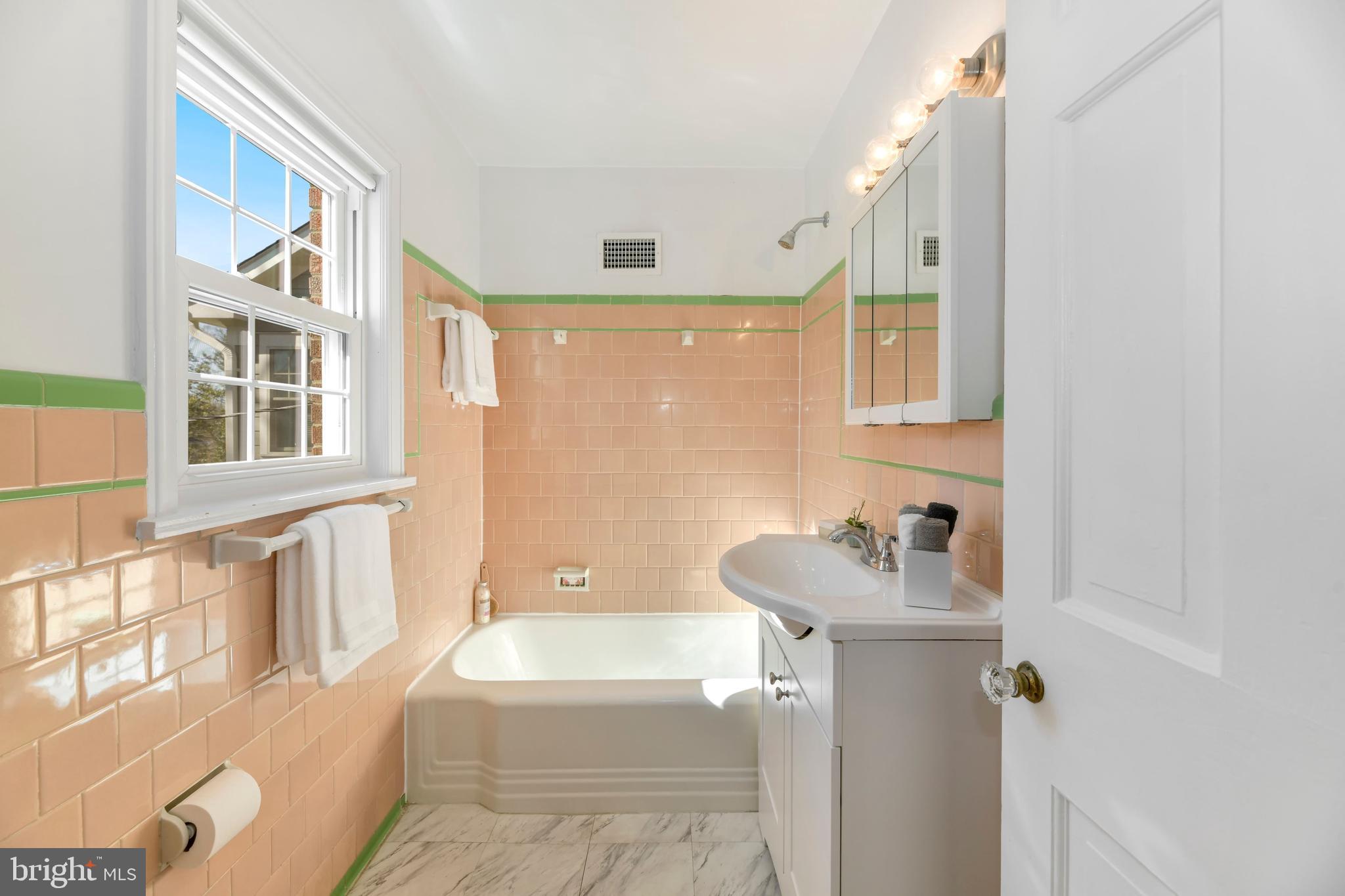 LACEY FOREST - Residential