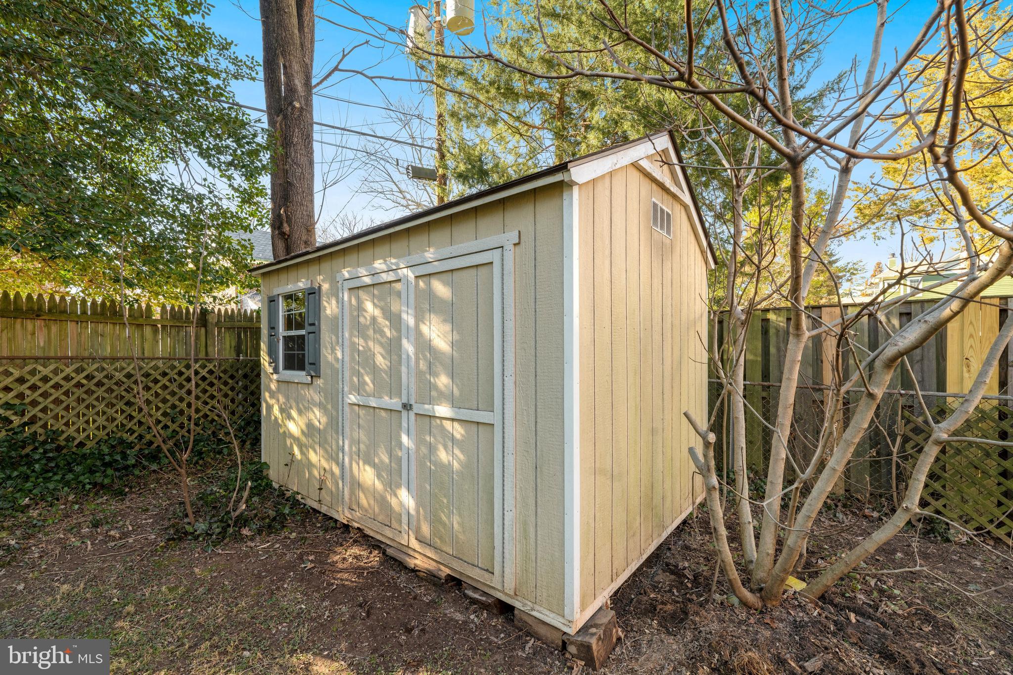 LACEY FOREST - Residential