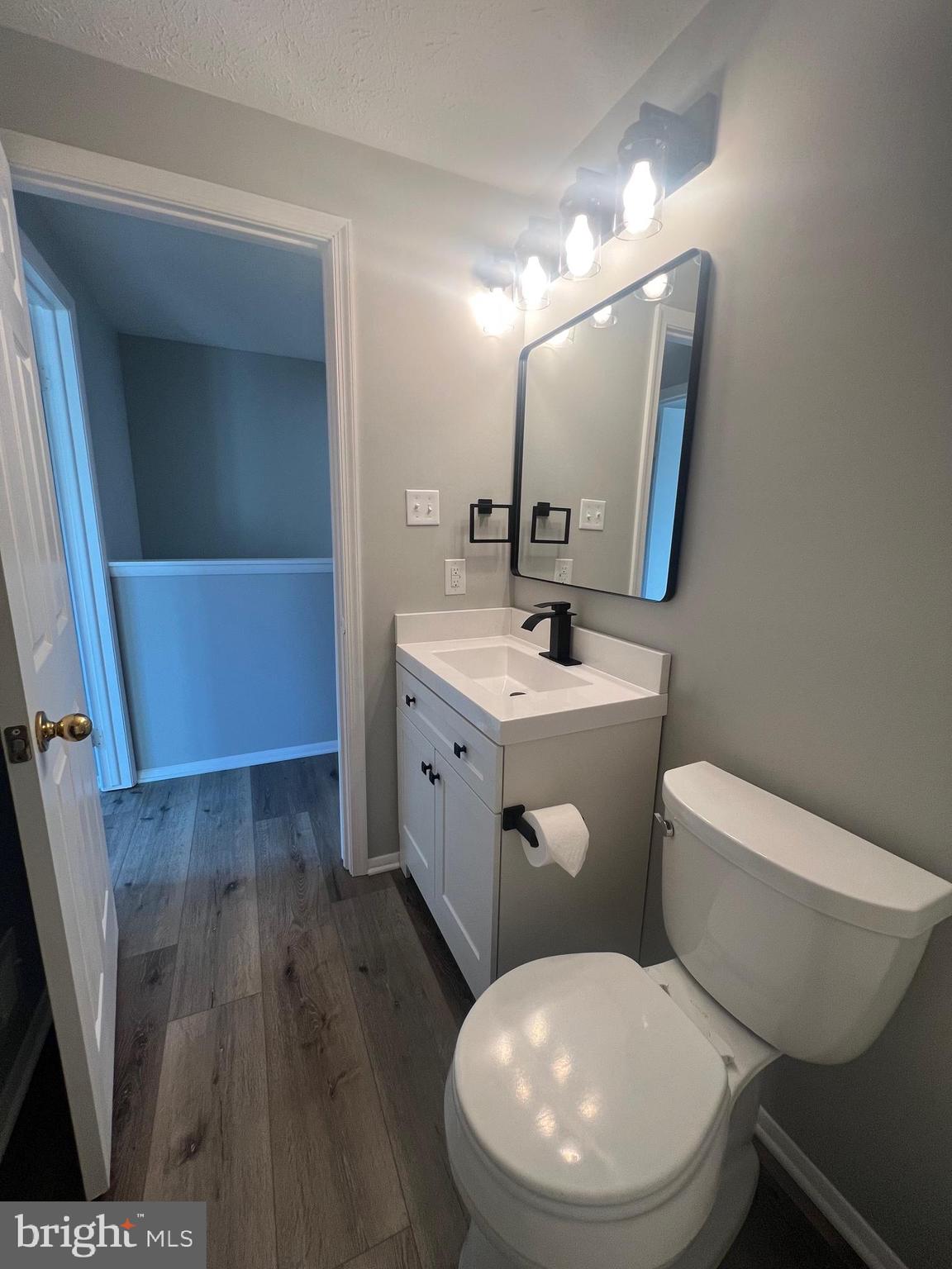 GLADE TOWN - Residential Lease