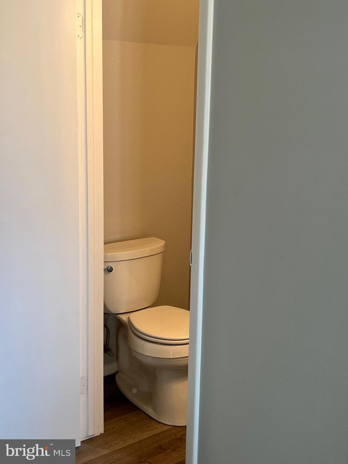 GLADE TOWN - Residential Lease