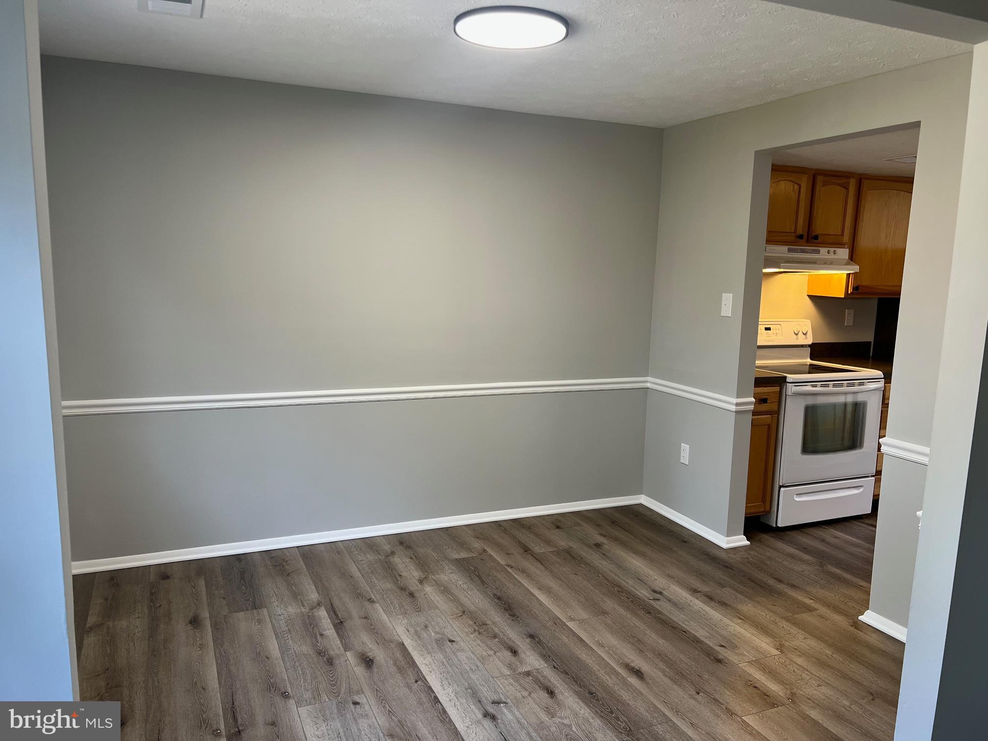 GLADE TOWN - Residential Lease