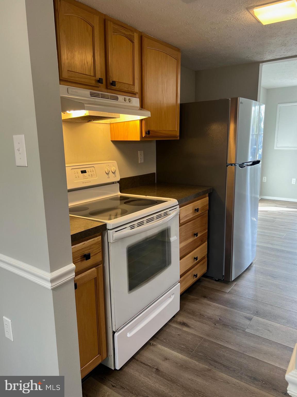 GLADE TOWN - Residential Lease