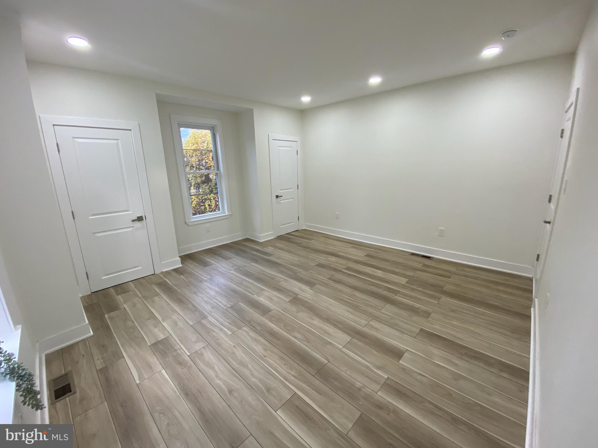 WEST PHILADELPHIA - Residential