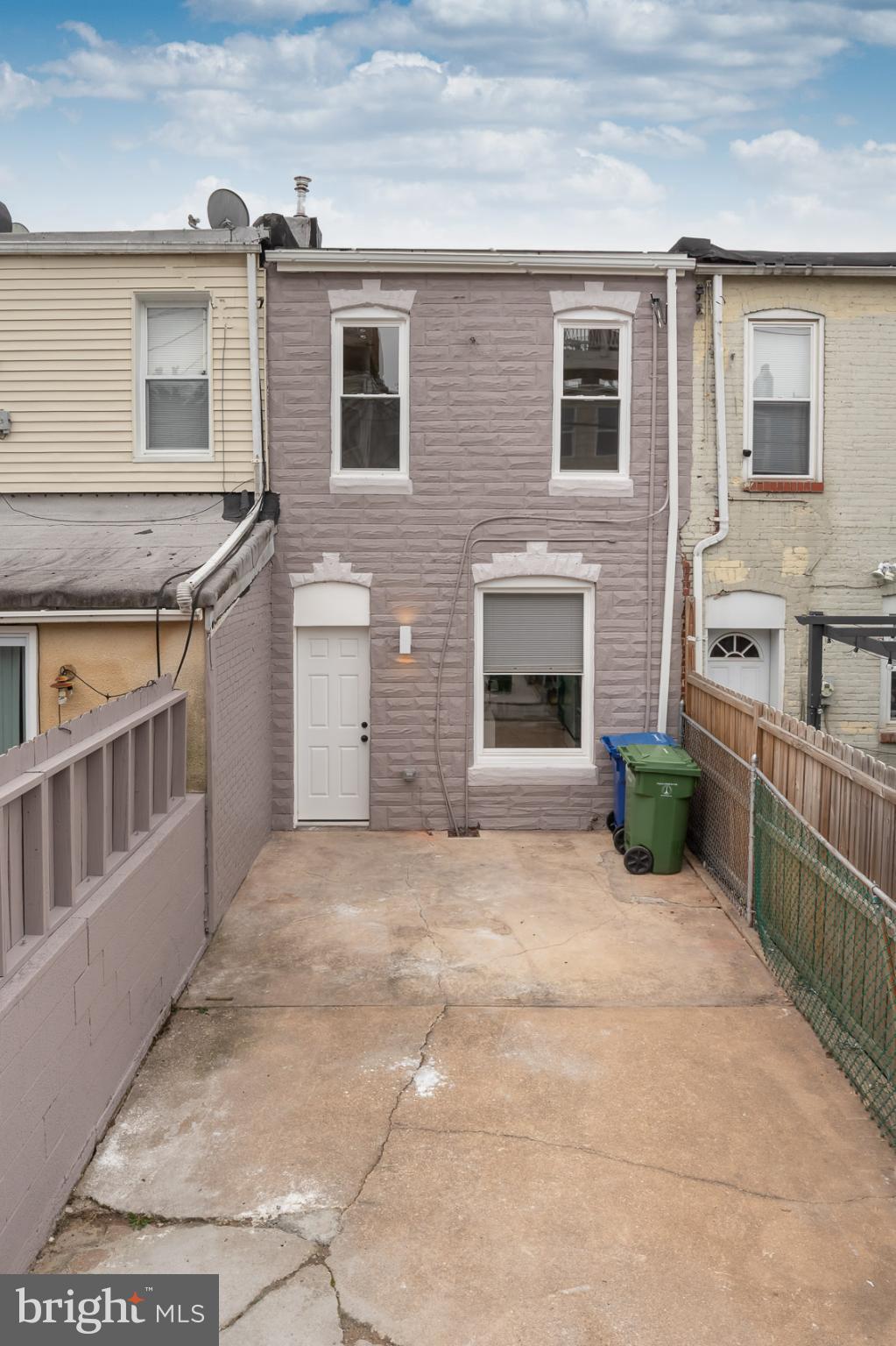 HIGHLANDTOWN - Residential