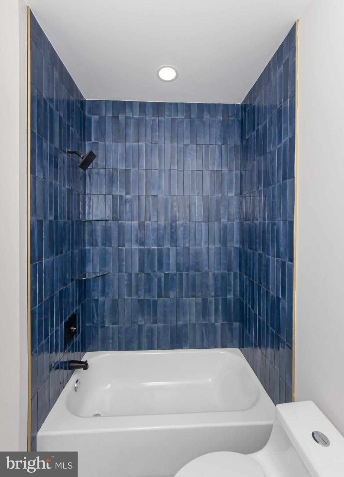 HIGHLANDTOWN - Residential