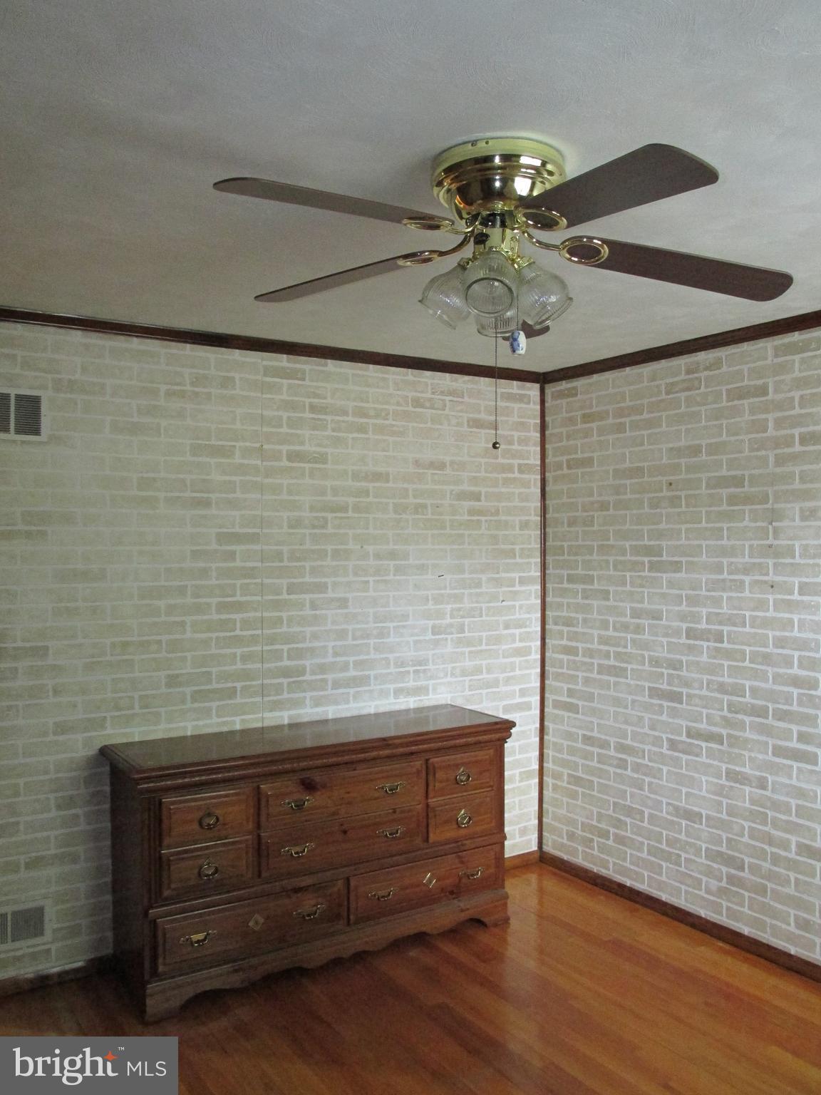 EASTFIELD - Residential