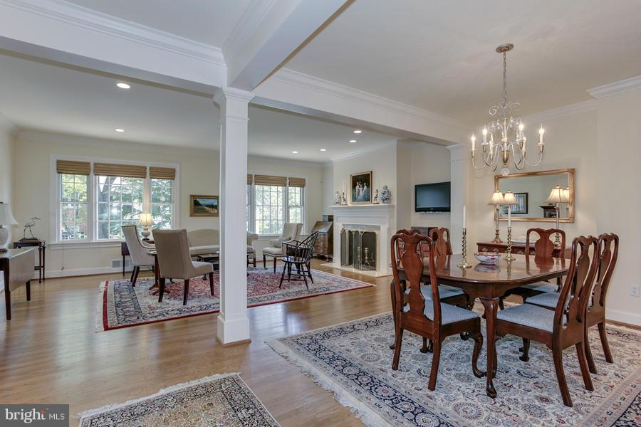 HAMLET PLACE - Residential