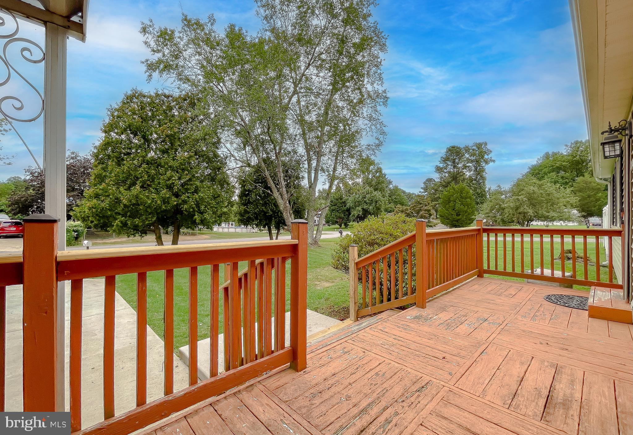 BIRCH MANOR - Residential