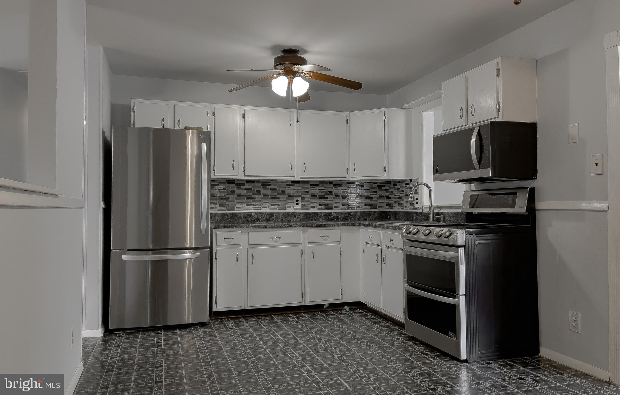 BIRCH MANOR - Residential