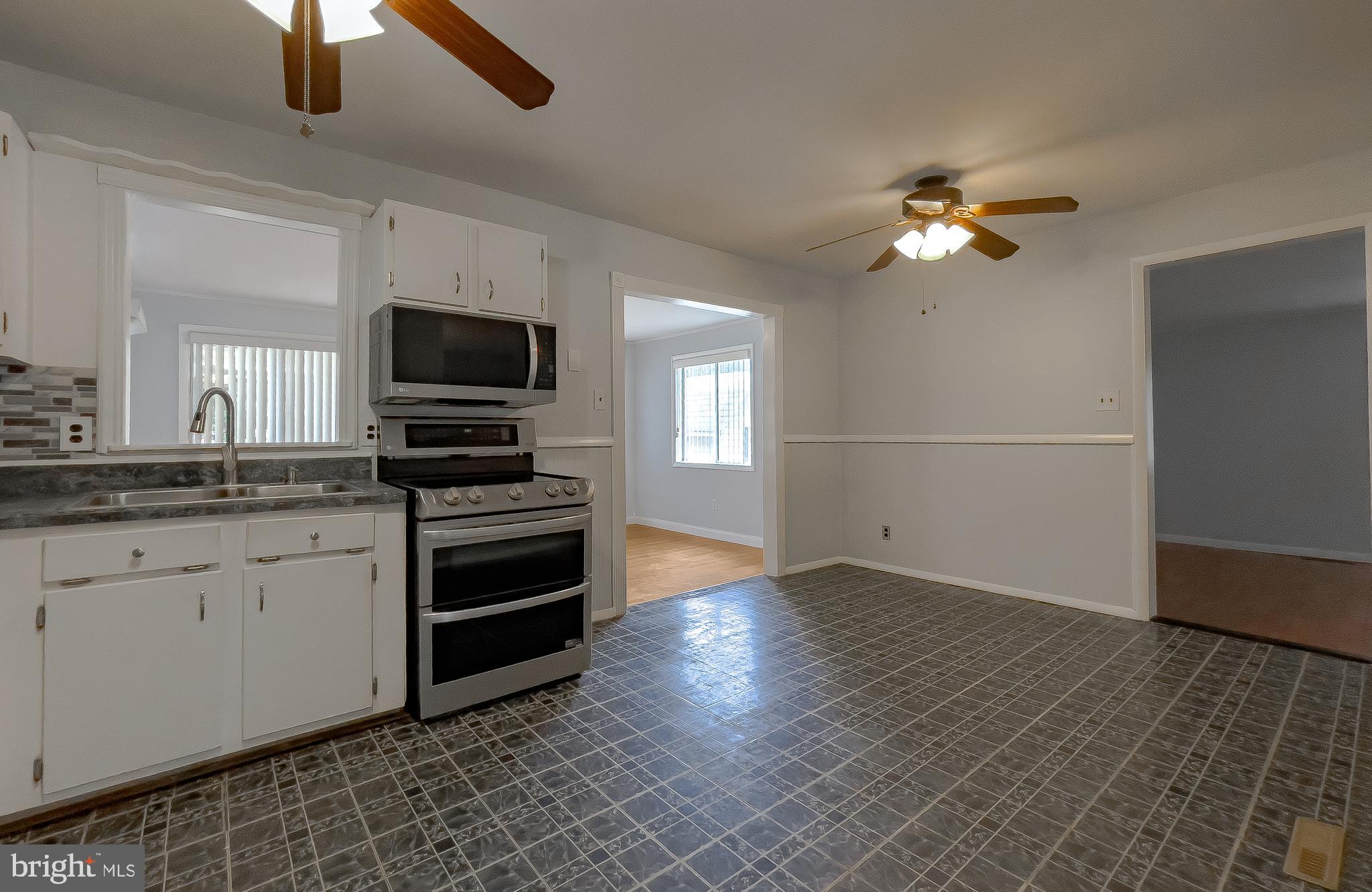 BIRCH MANOR - Residential