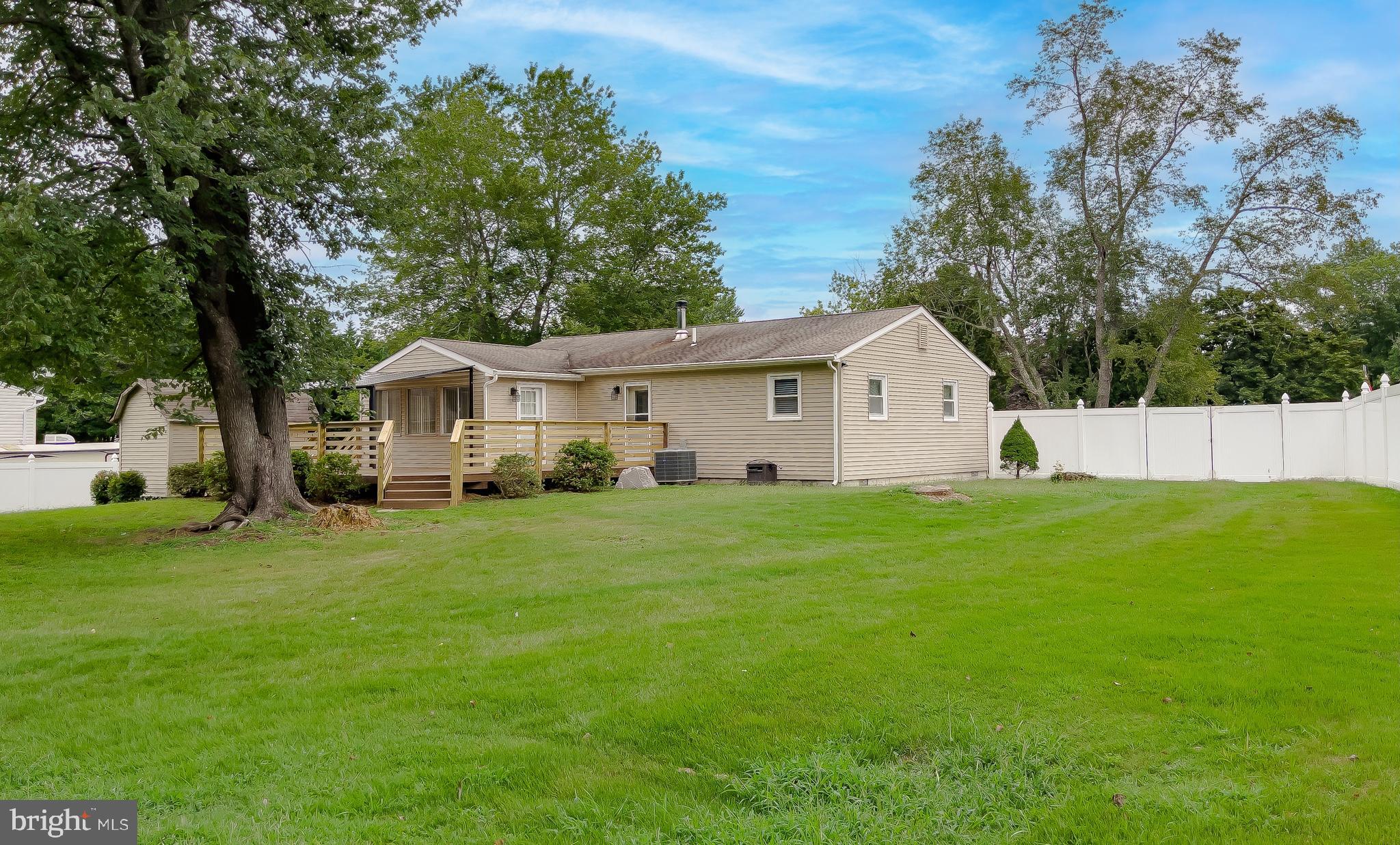 BIRCH MANOR - Residential