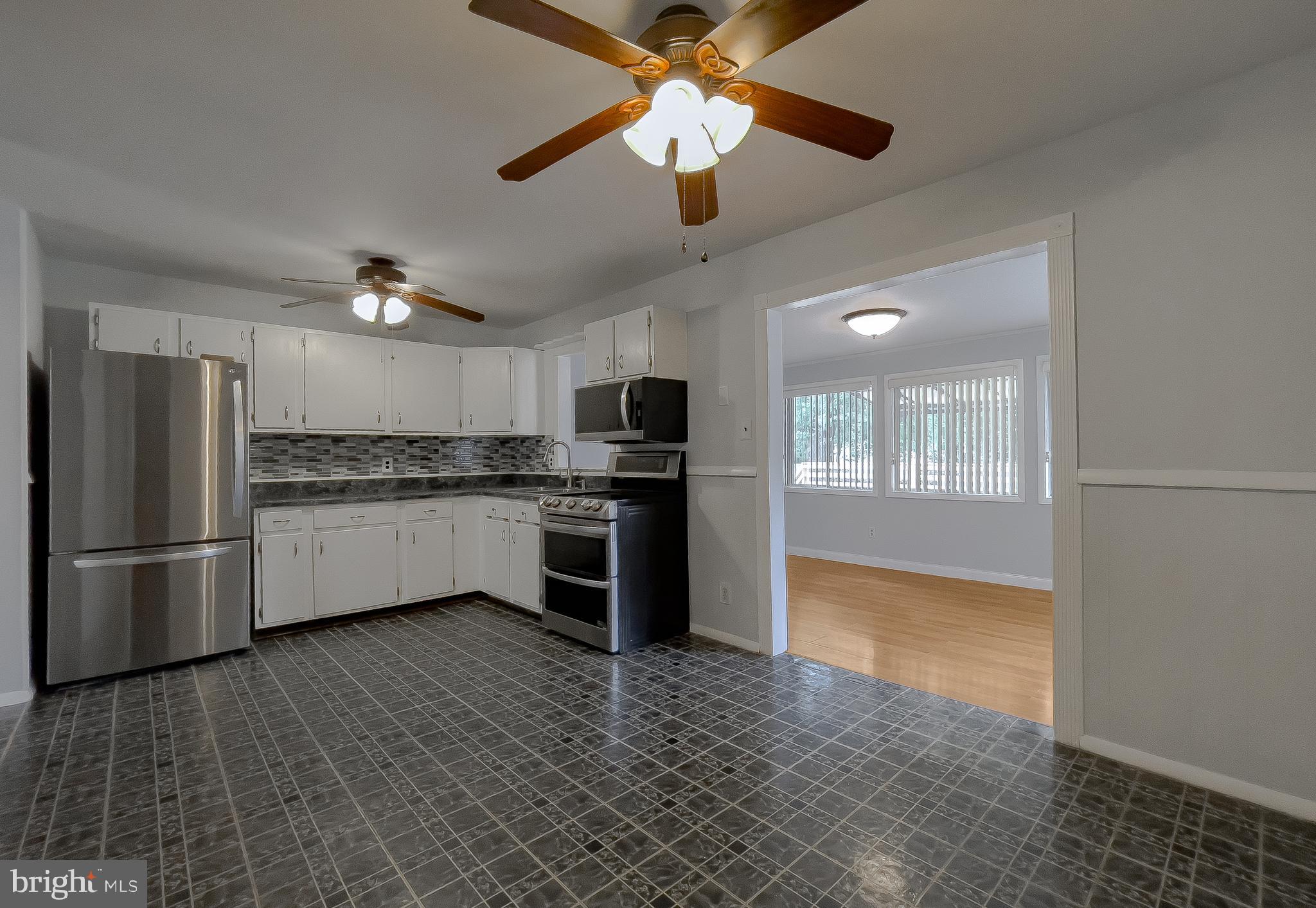 BIRCH MANOR - Residential