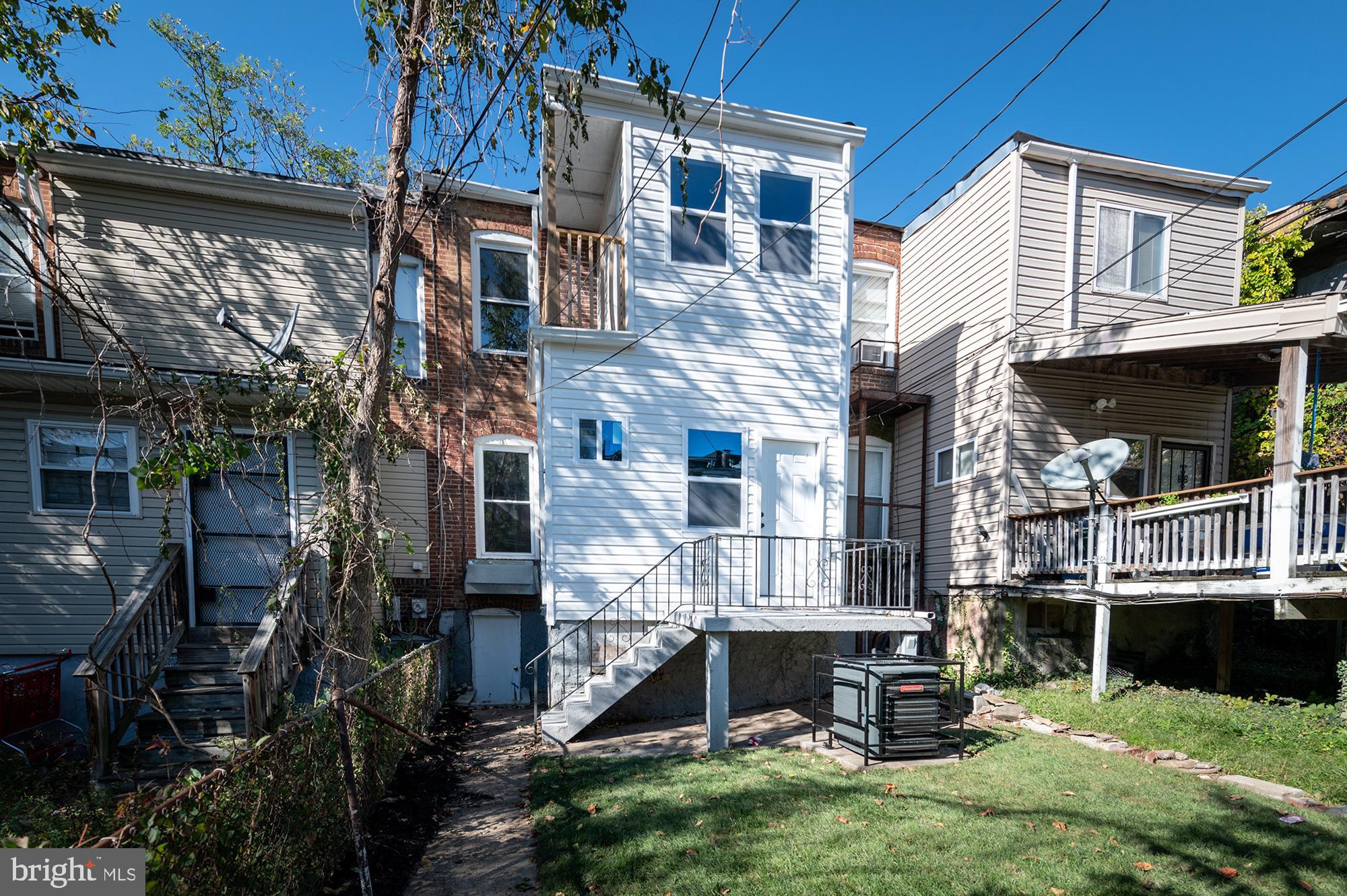 PARK CIRCLE - Residential