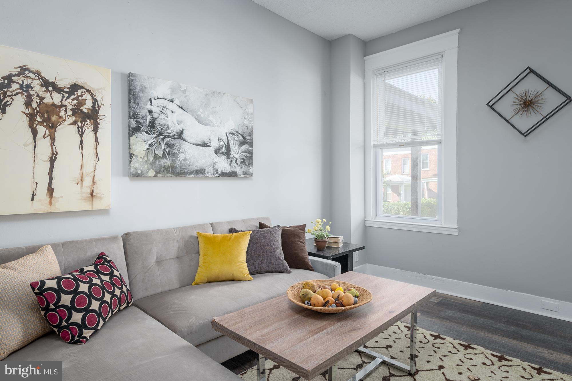 PARK CIRCLE - Residential