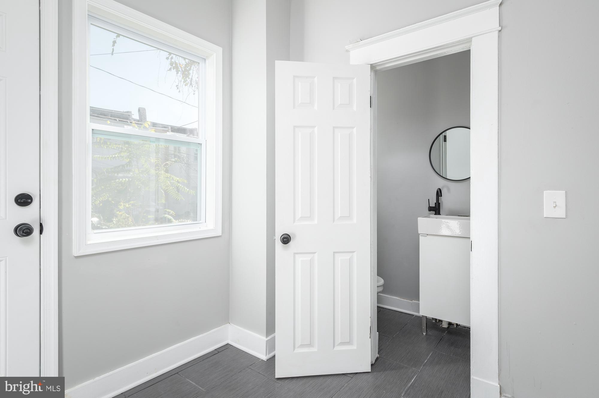 PARK CIRCLE - Residential