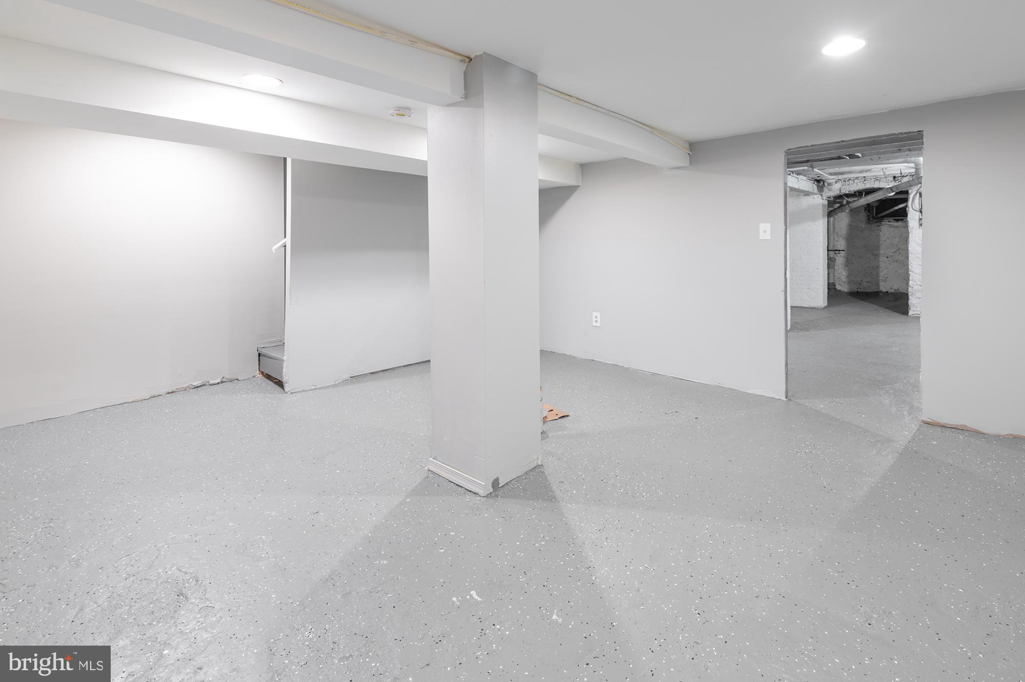 PARK CIRCLE - Residential