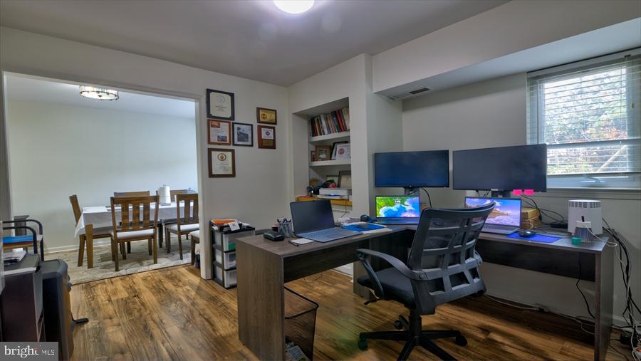 5 SILVERWOOD CIRCLE 1