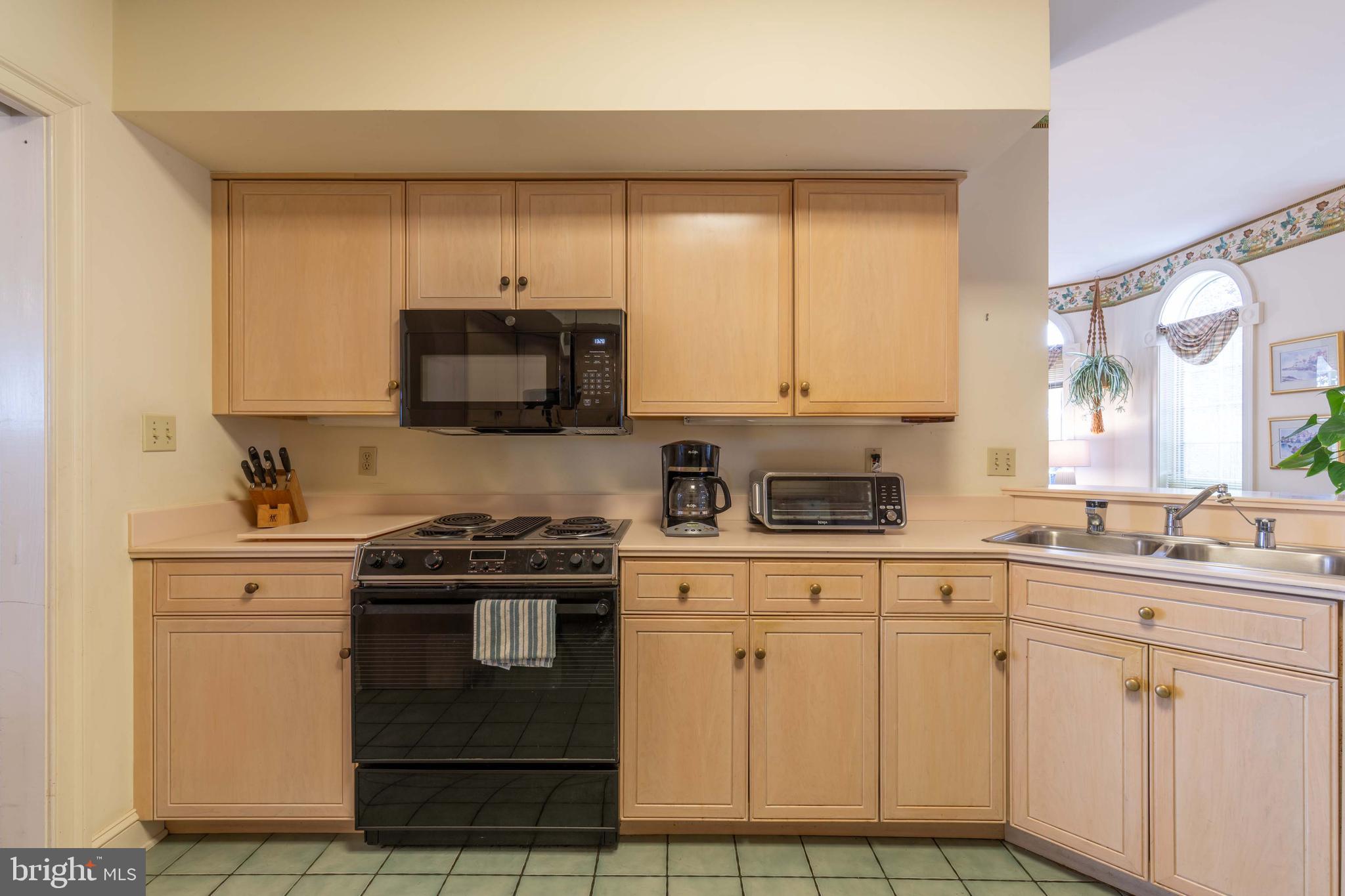 BRIDGEPORT - Residential