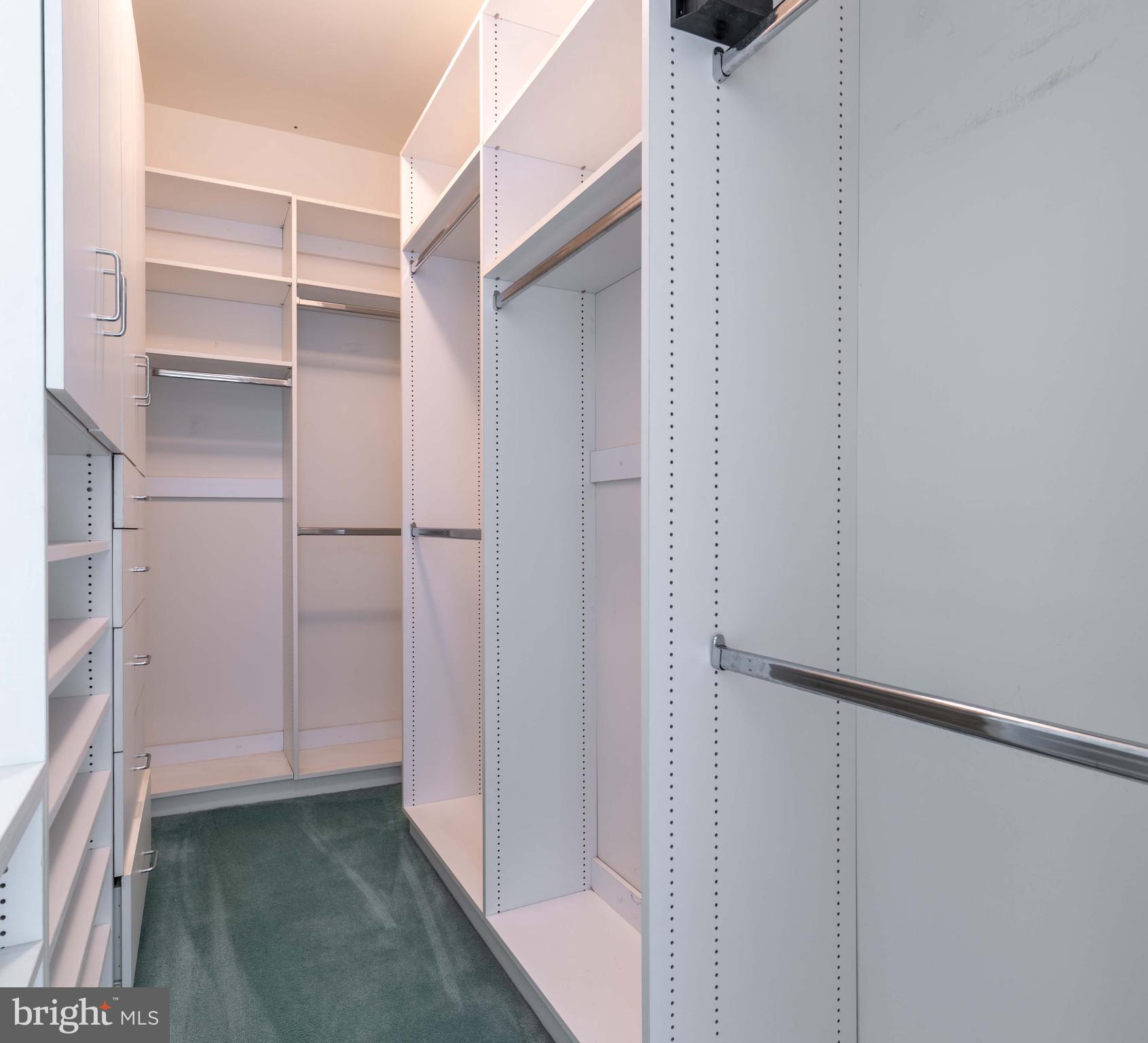 BRIDGEPORT - Residential