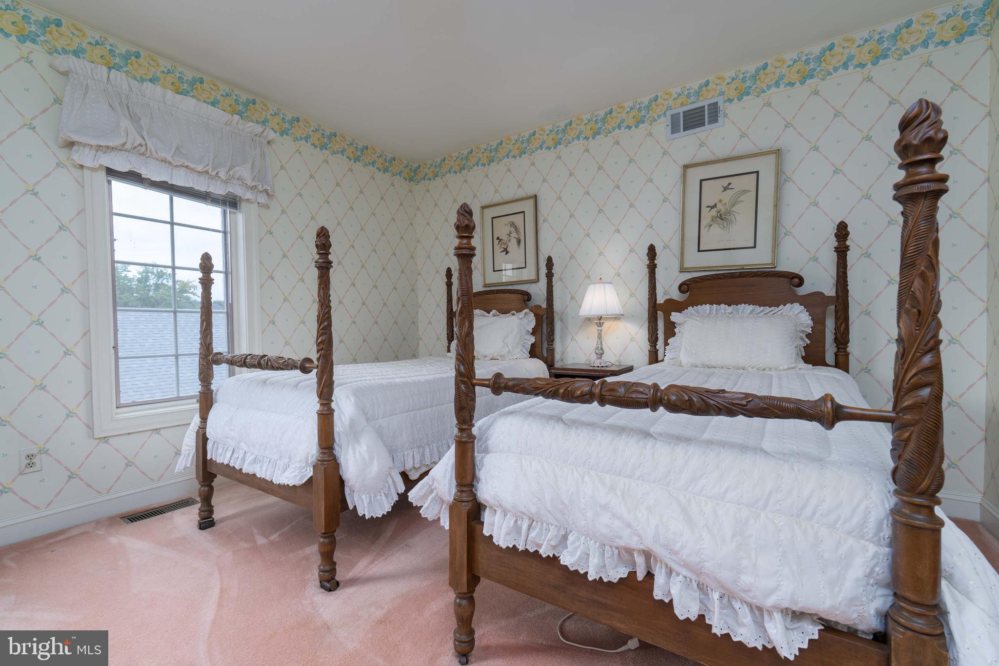 BRIDGEPORT - Residential