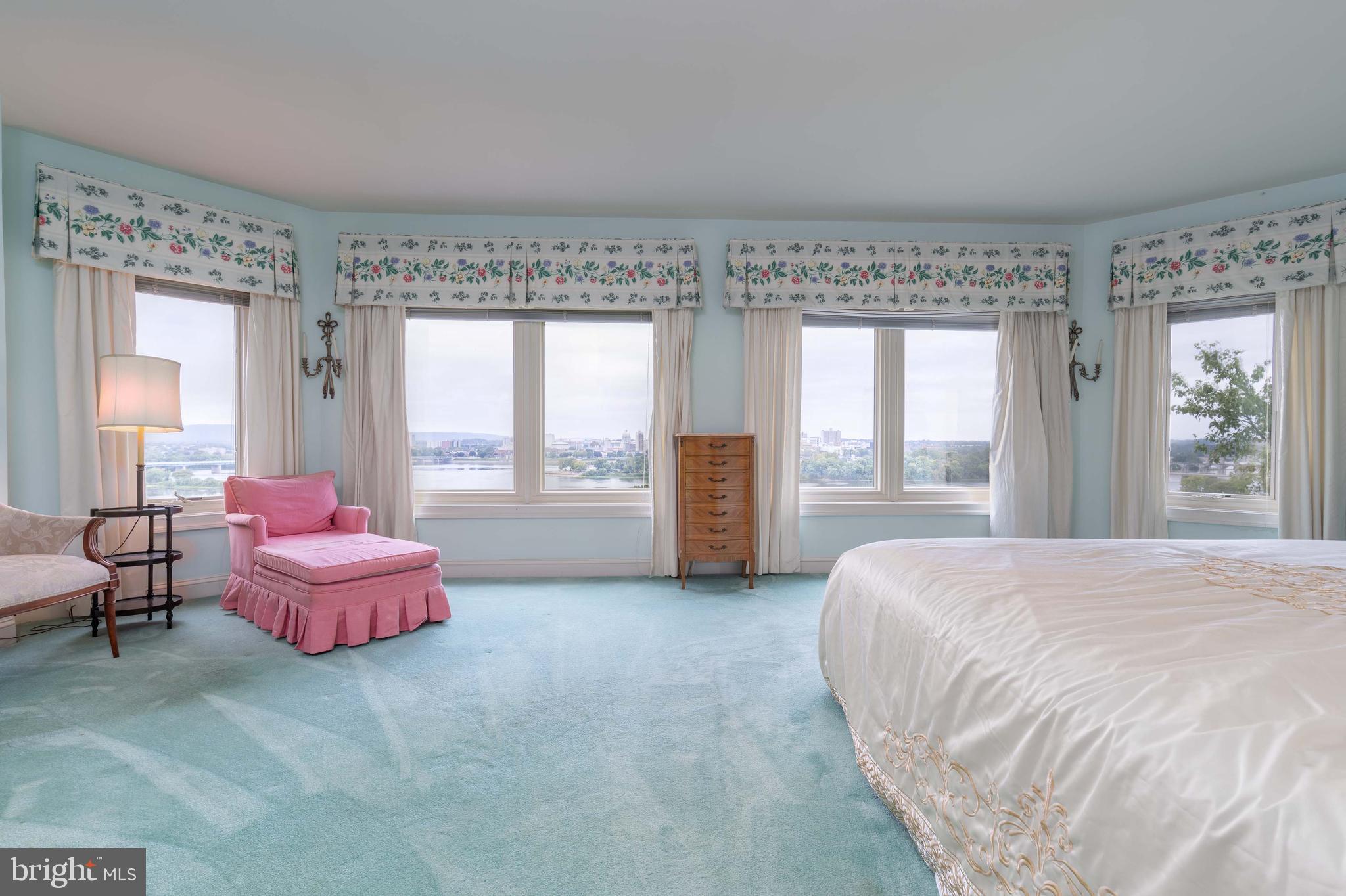 BRIDGEPORT - Residential