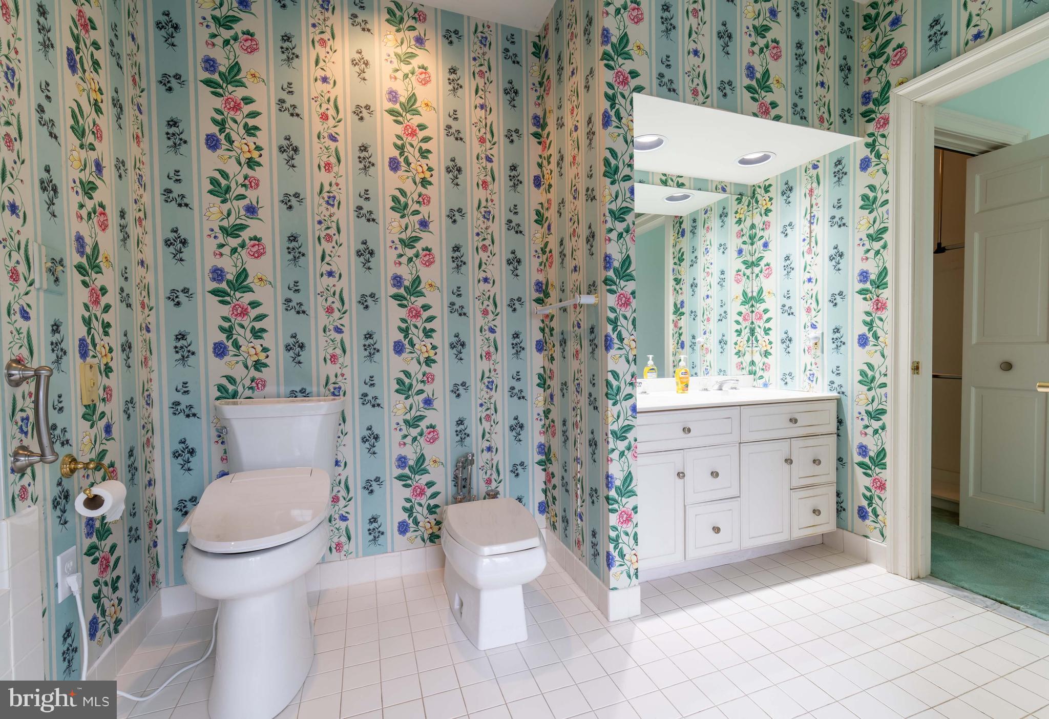 BRIDGEPORT - Residential