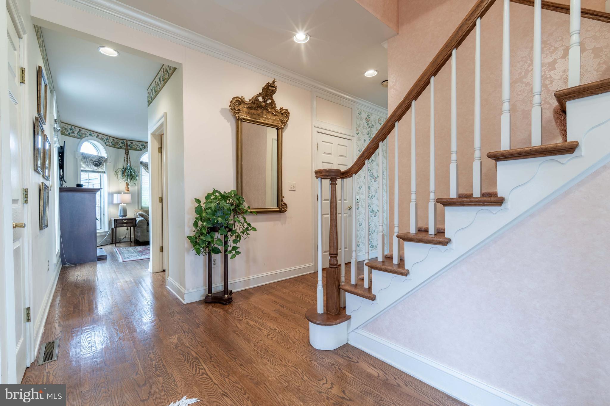 BRIDGEPORT - Residential