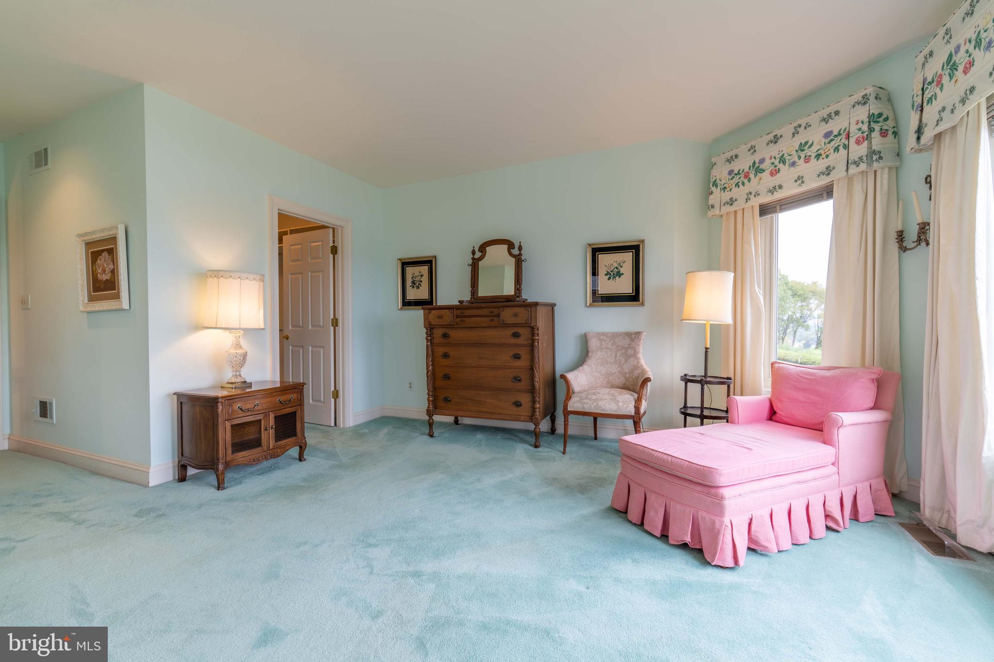 BRIDGEPORT - Residential