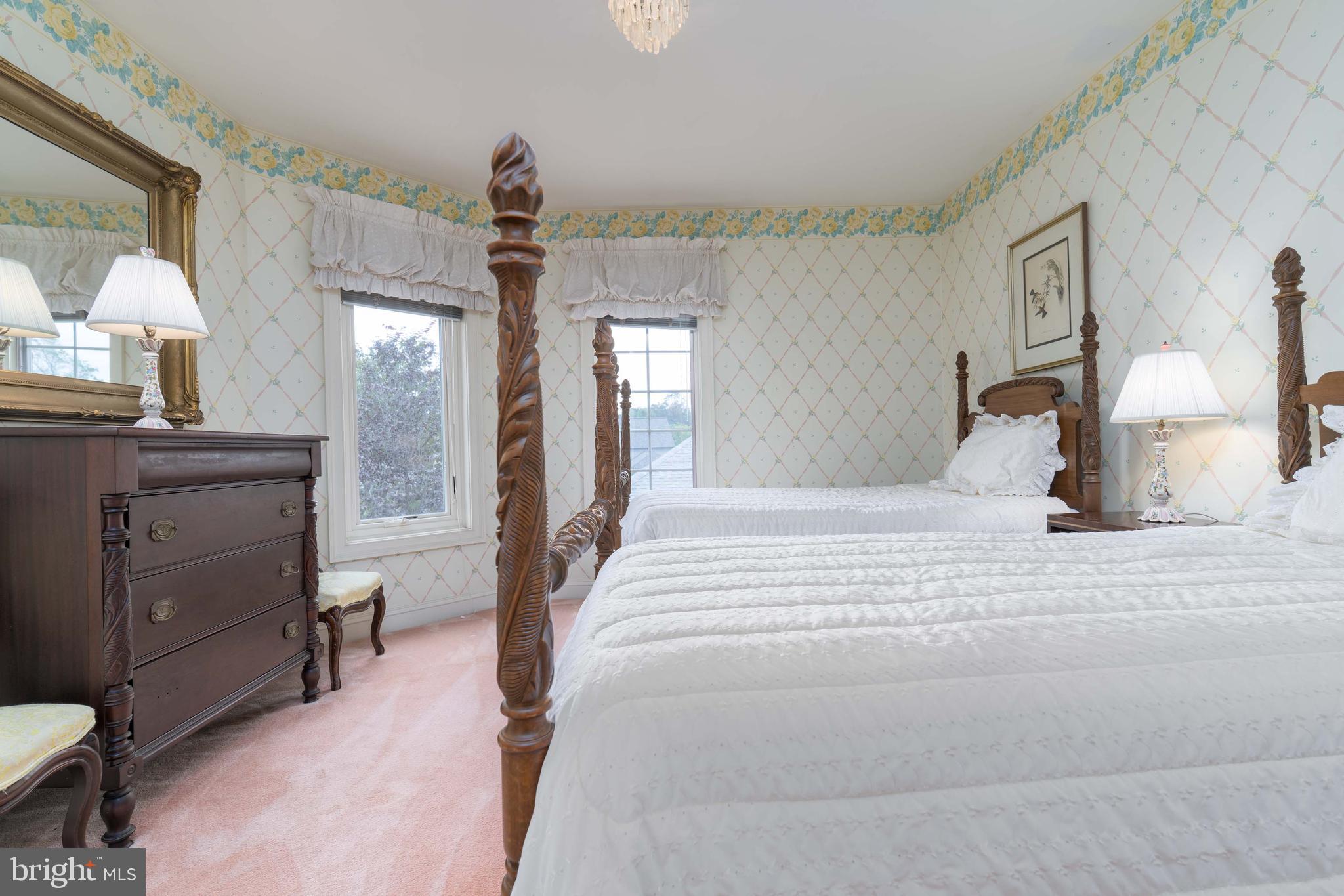 BRIDGEPORT - Residential