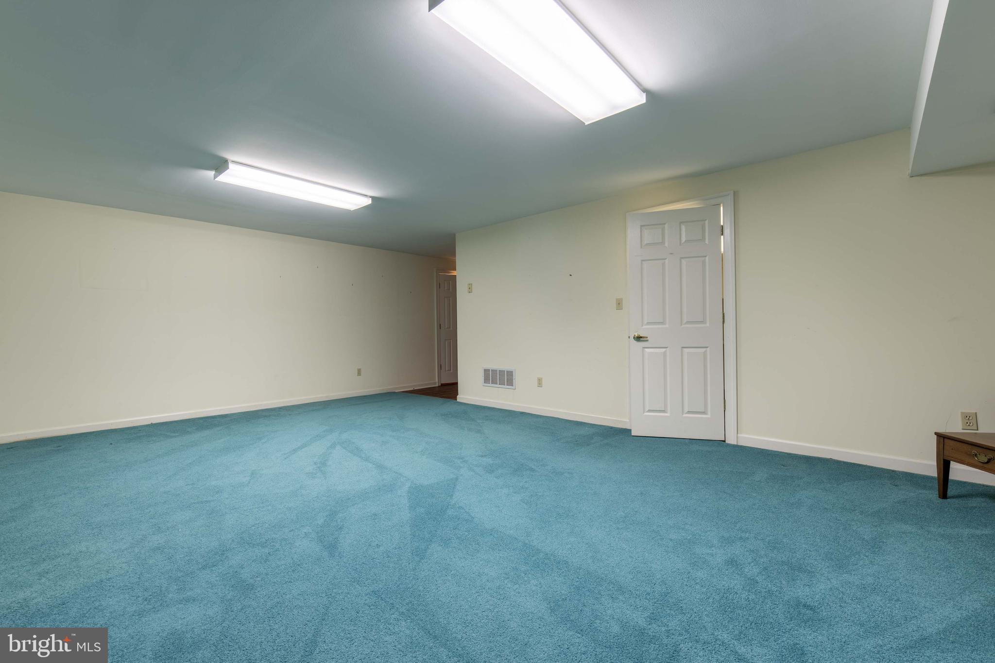 BRIDGEPORT - Residential