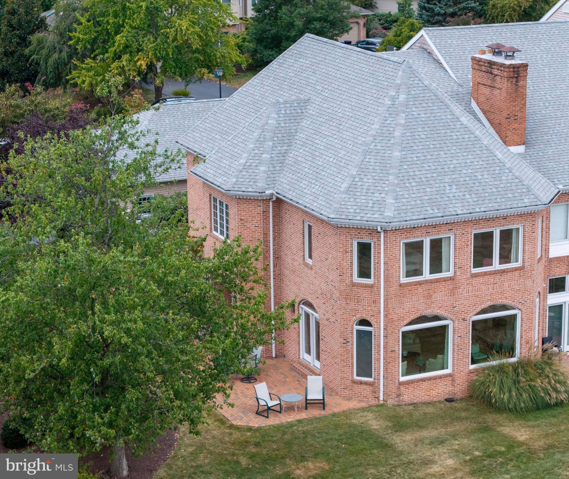 537 BRIDGEVIEW DRIVE