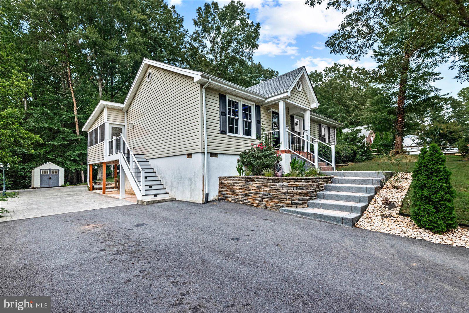 11015 ABBEY LANE