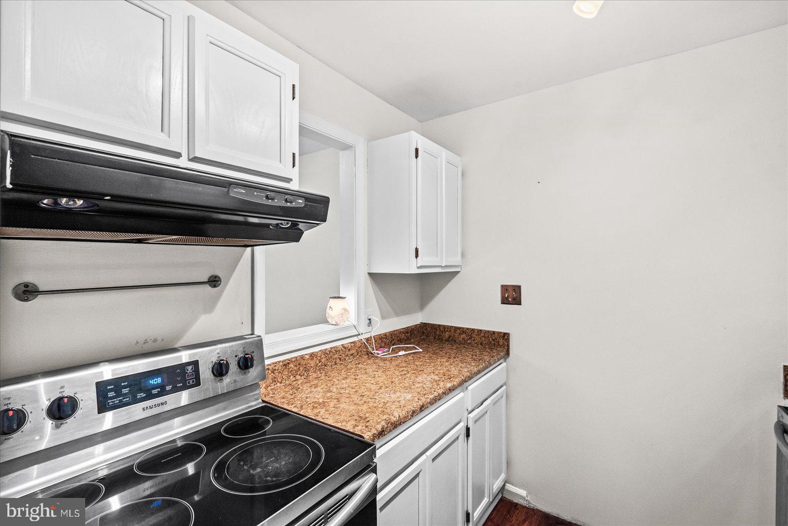 11015 ABBEY LANE