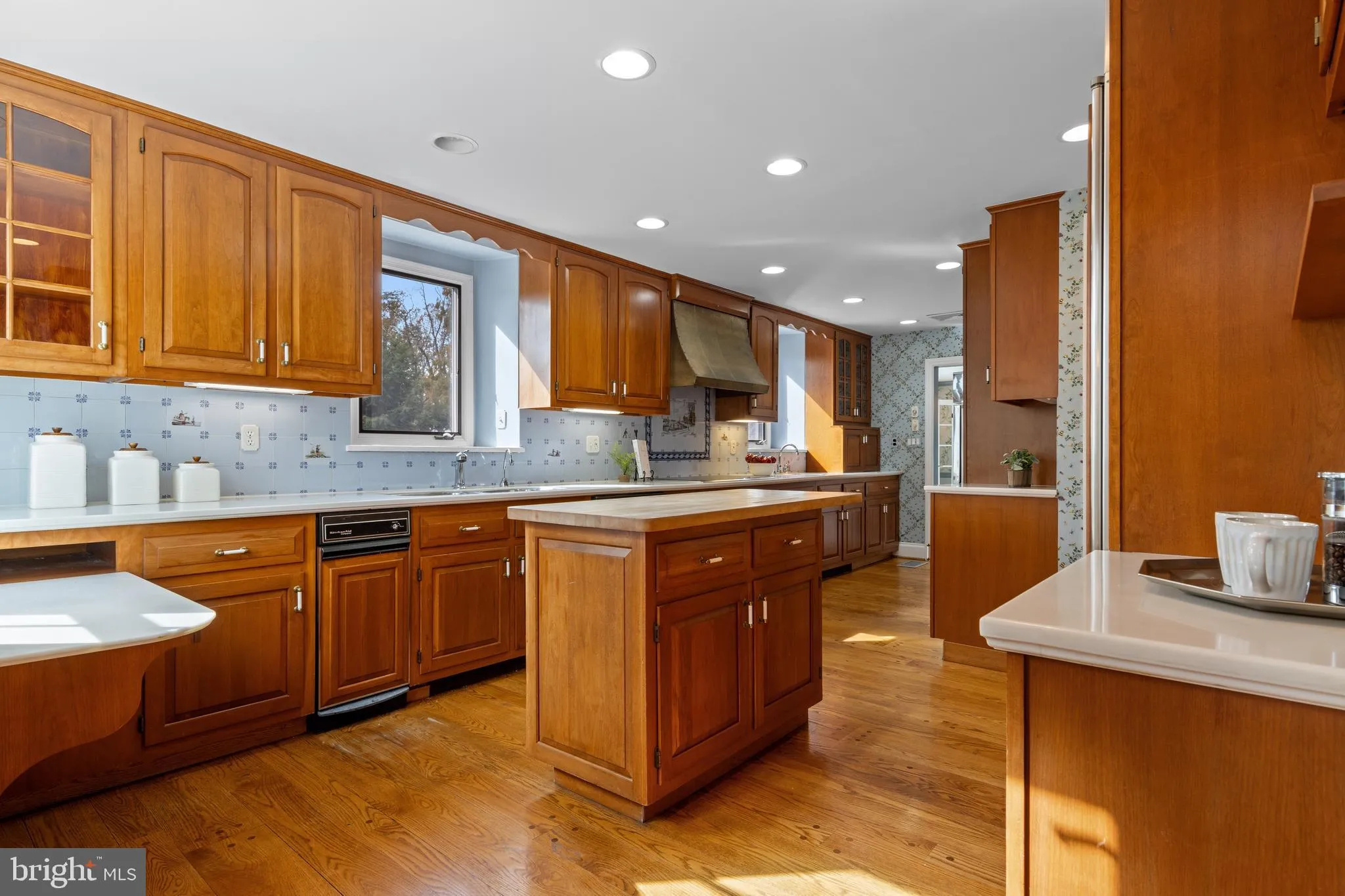 Gladwyne, Pennsylvania 19035, United States, 7 Bedrooms Bedrooms, ,8 BathroomsBathrooms,Residential,Active,237663