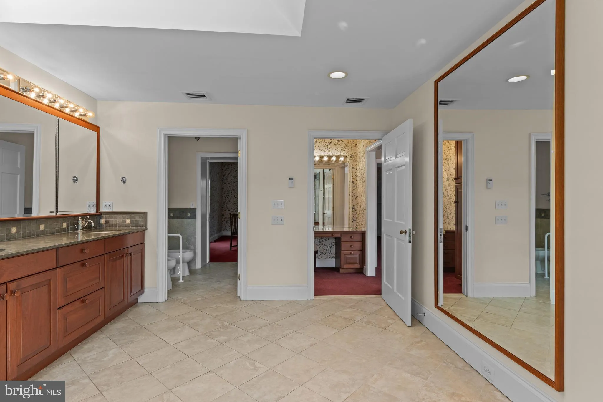 Gladwyne, Pennsylvania 19035, United States, 7 Bedrooms Bedrooms, ,8 BathroomsBathrooms,Residential,Active,237663