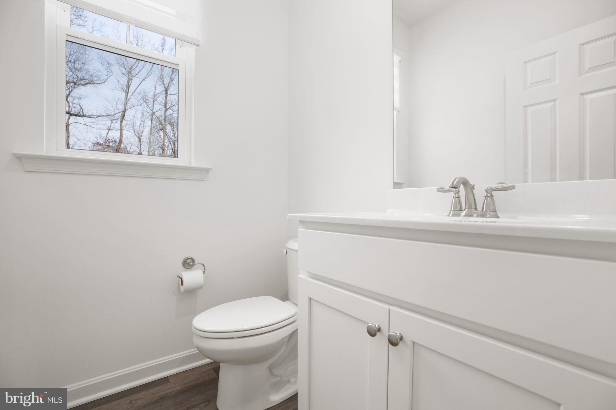 PRESIDENTIAL LAKES - Residential