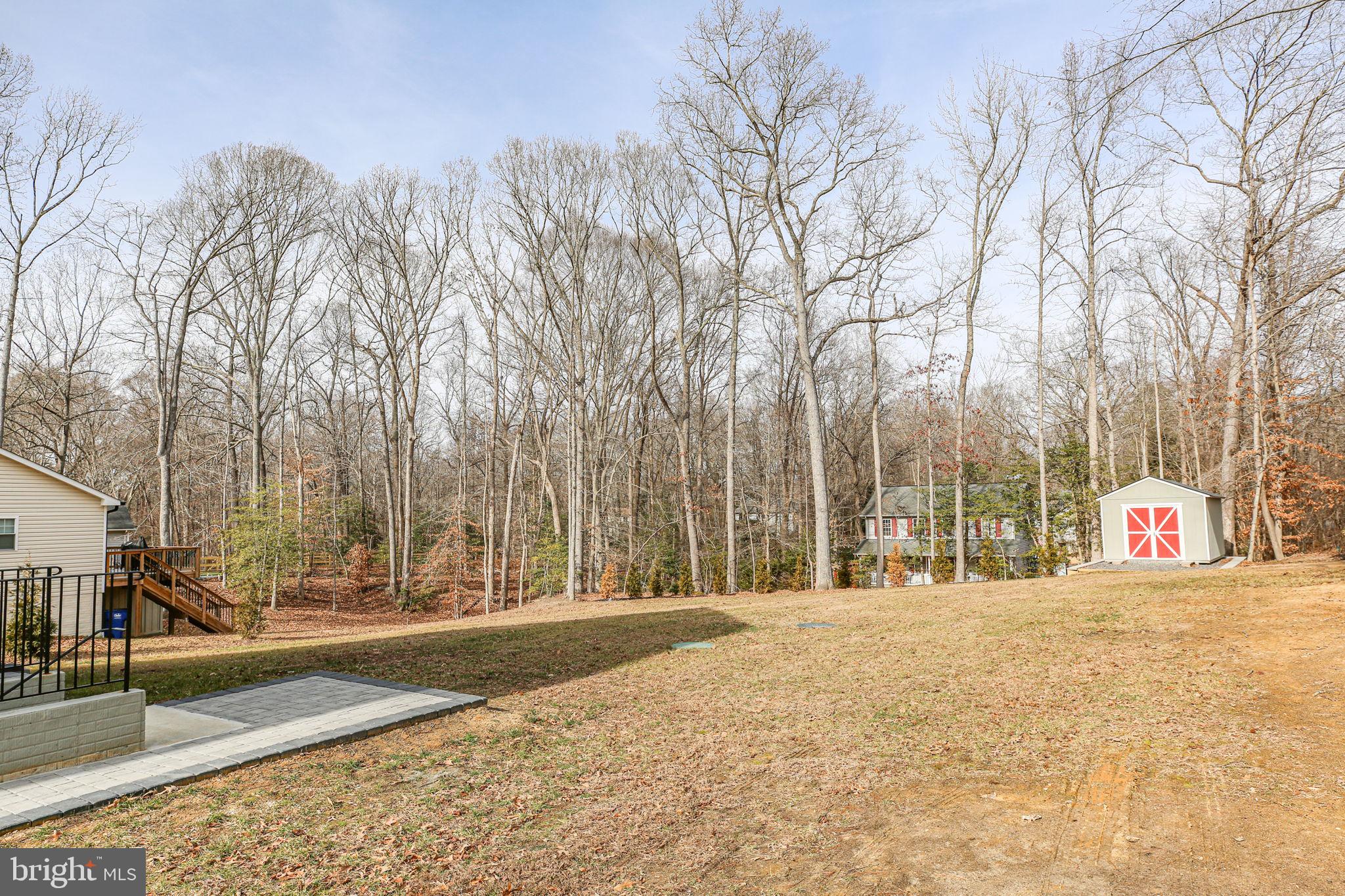 PRESIDENTIAL LAKES - Residential