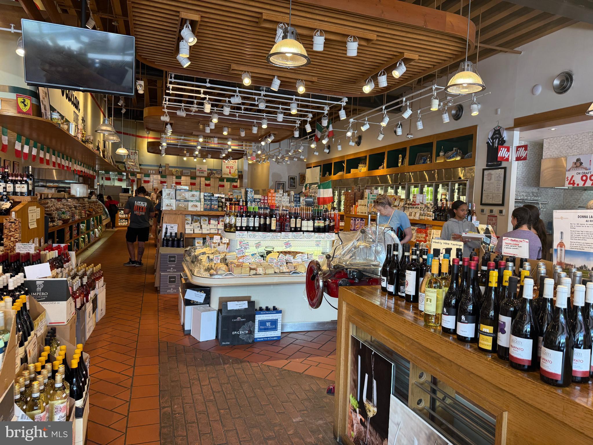 MANOR RIDGE - Residential