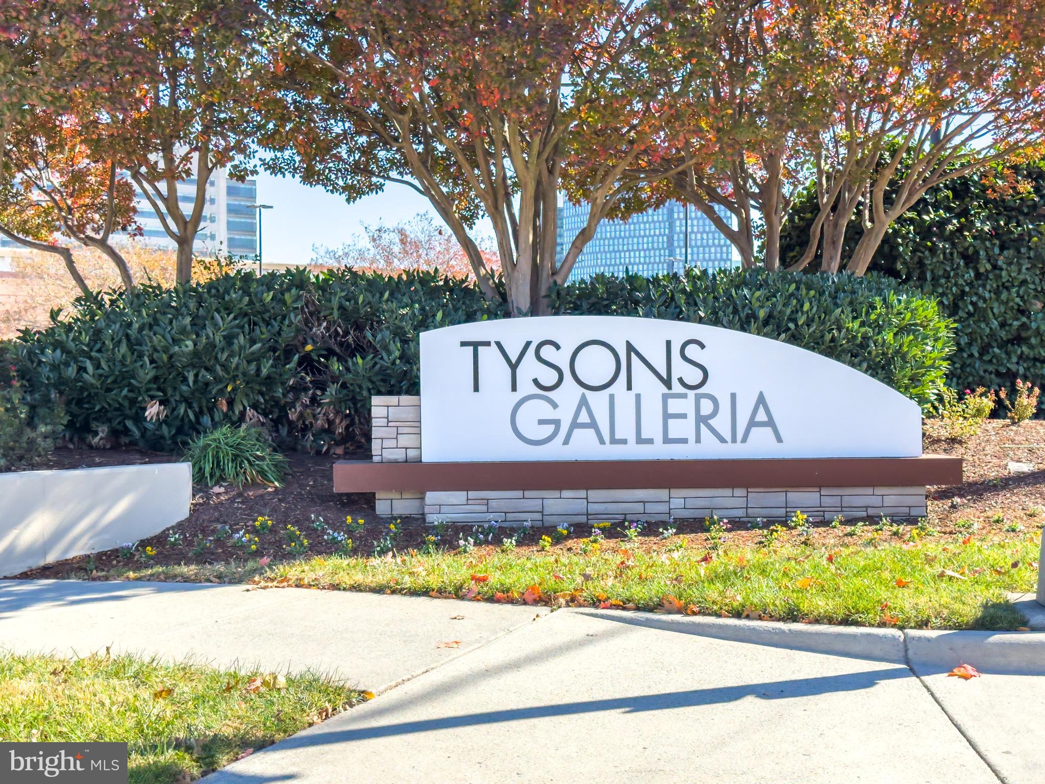 MANOR RIDGE - Residential