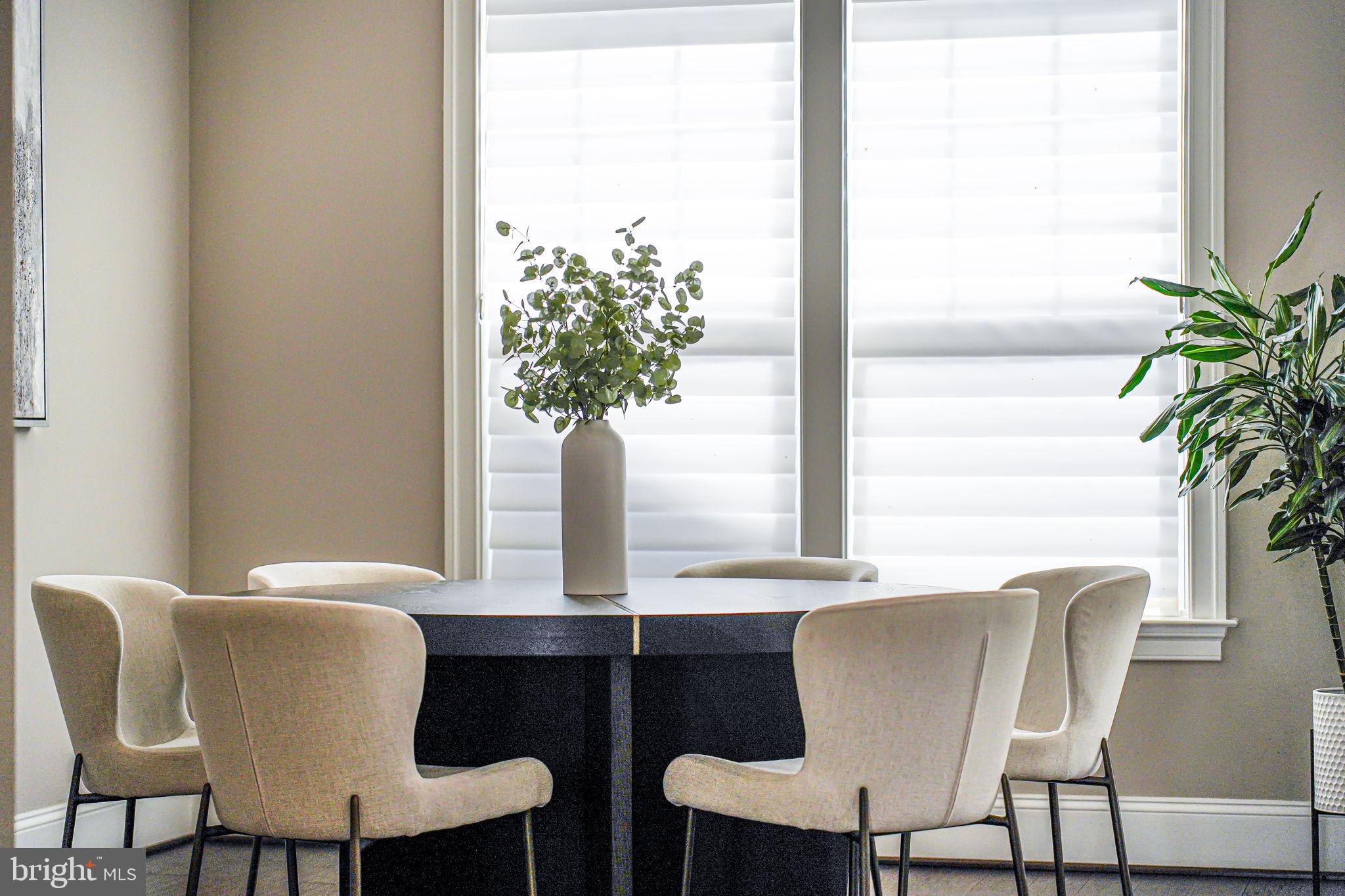 MANOR RIDGE - Residential