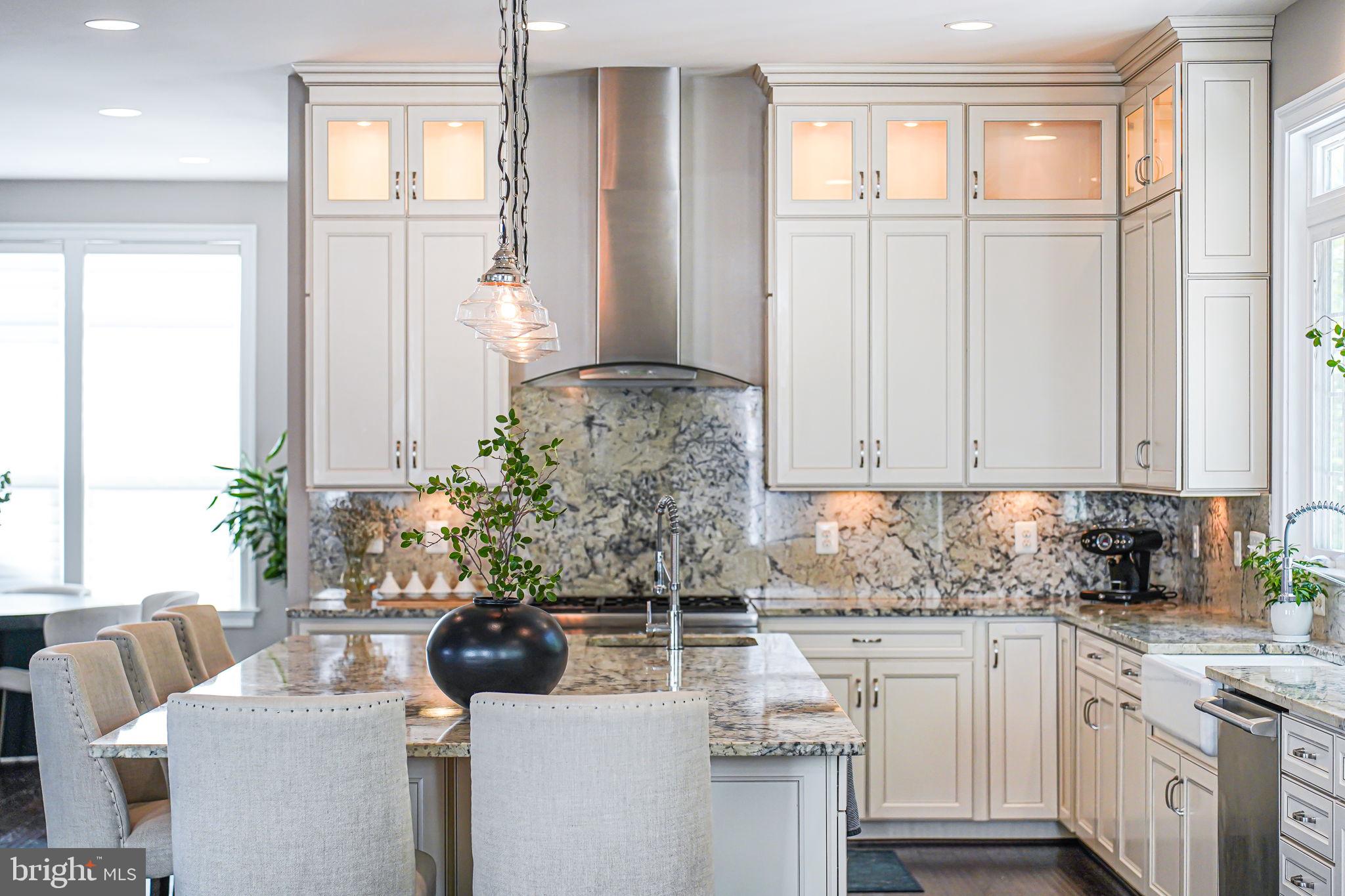 MANOR RIDGE - Residential