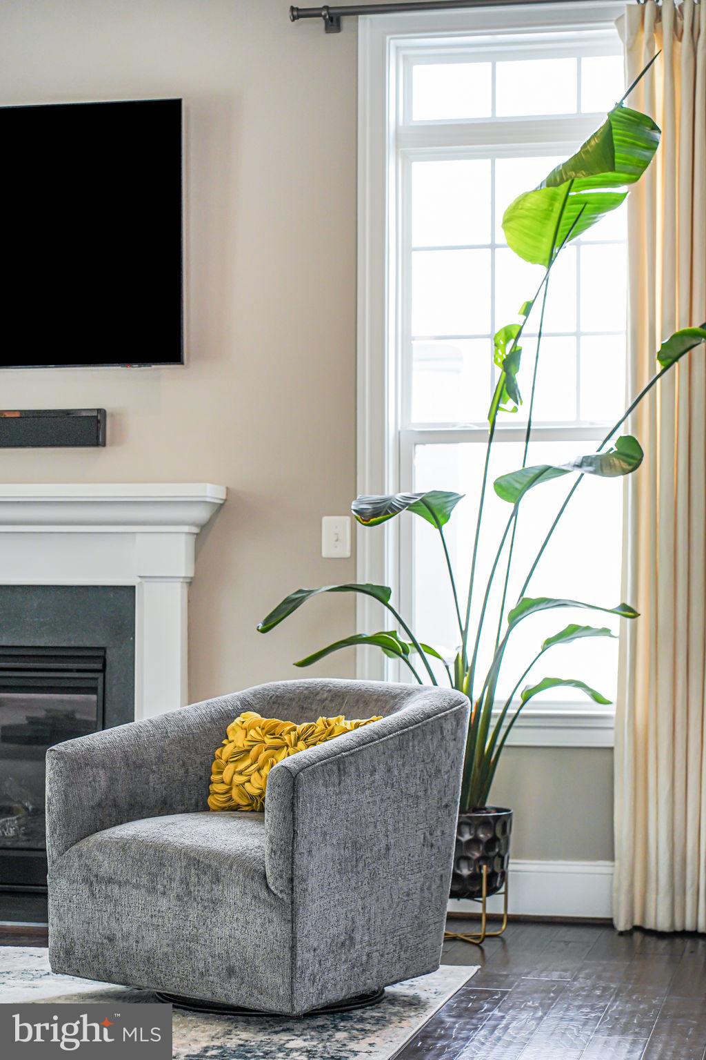 MANOR RIDGE - Residential