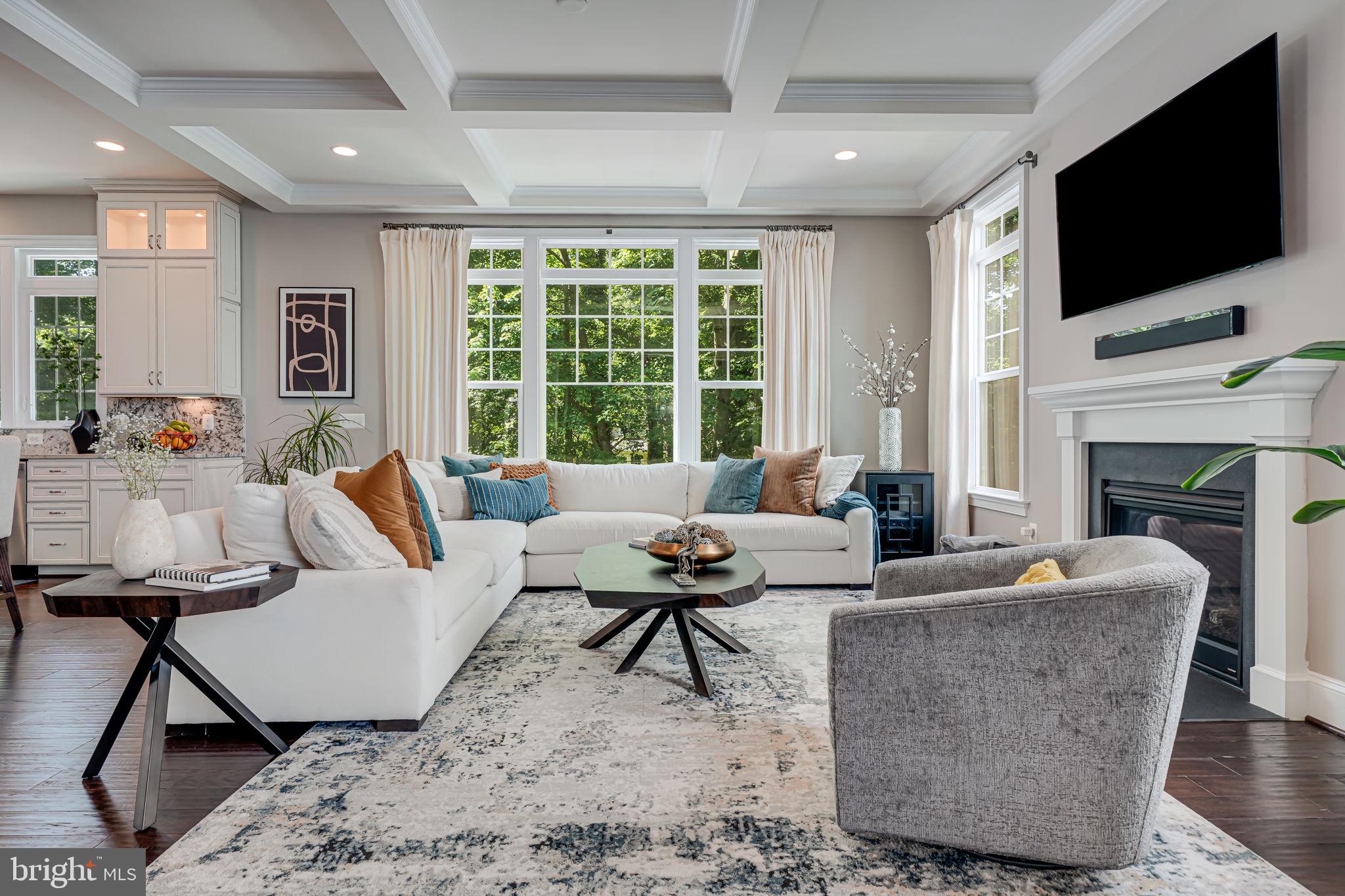 MANOR RIDGE - Residential