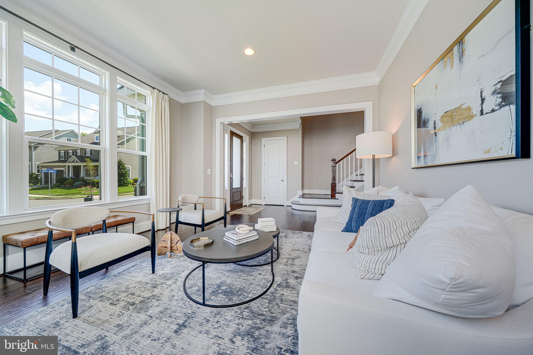 MANOR RIDGE - Residential