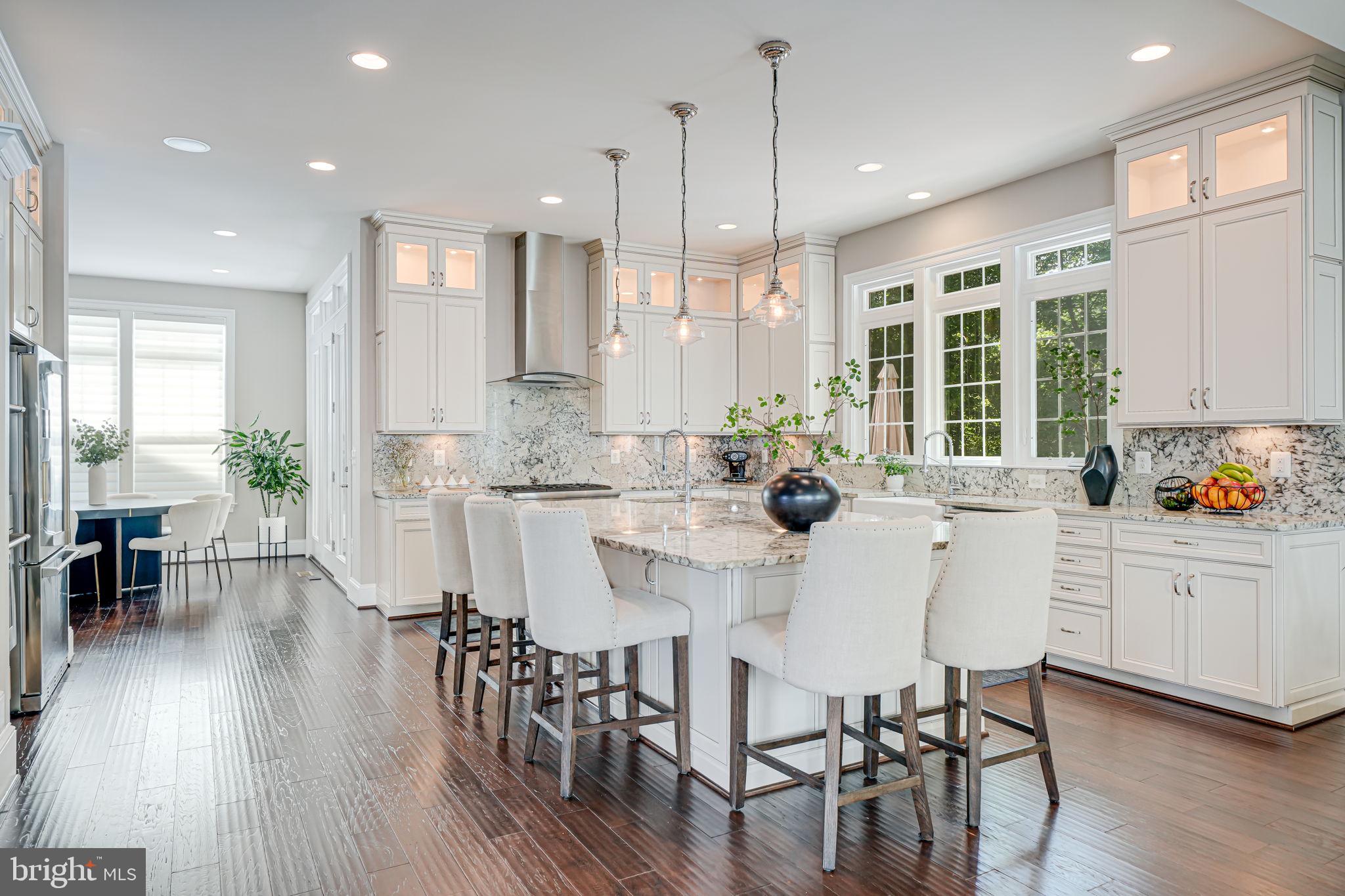 MANOR RIDGE - Residential