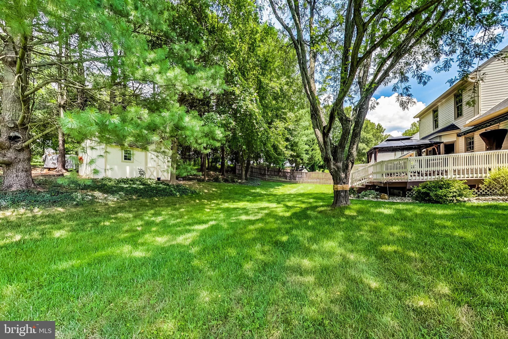 WAVERLY WOODS - Residential